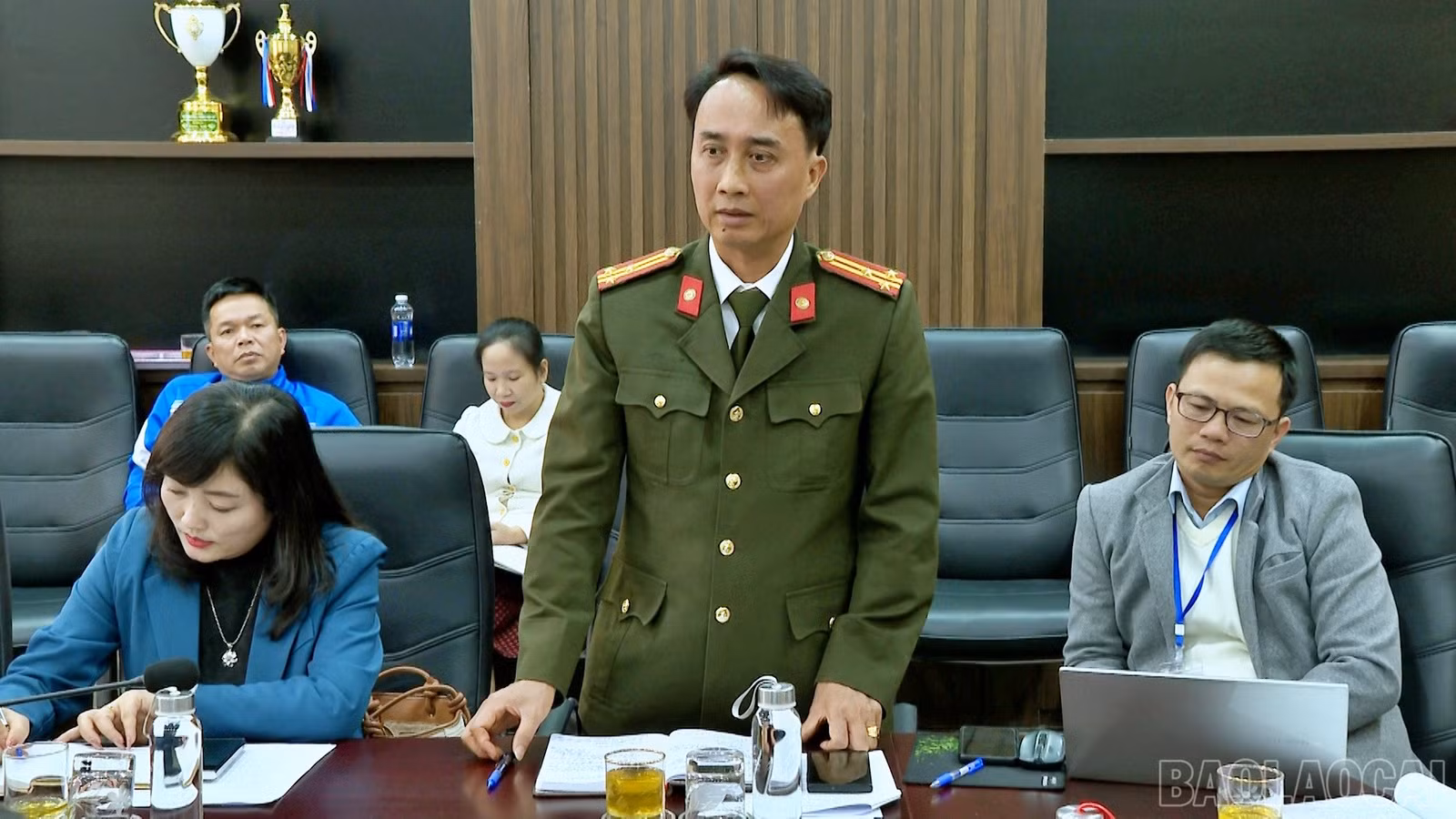 baolaocai-br_dau6.jpg