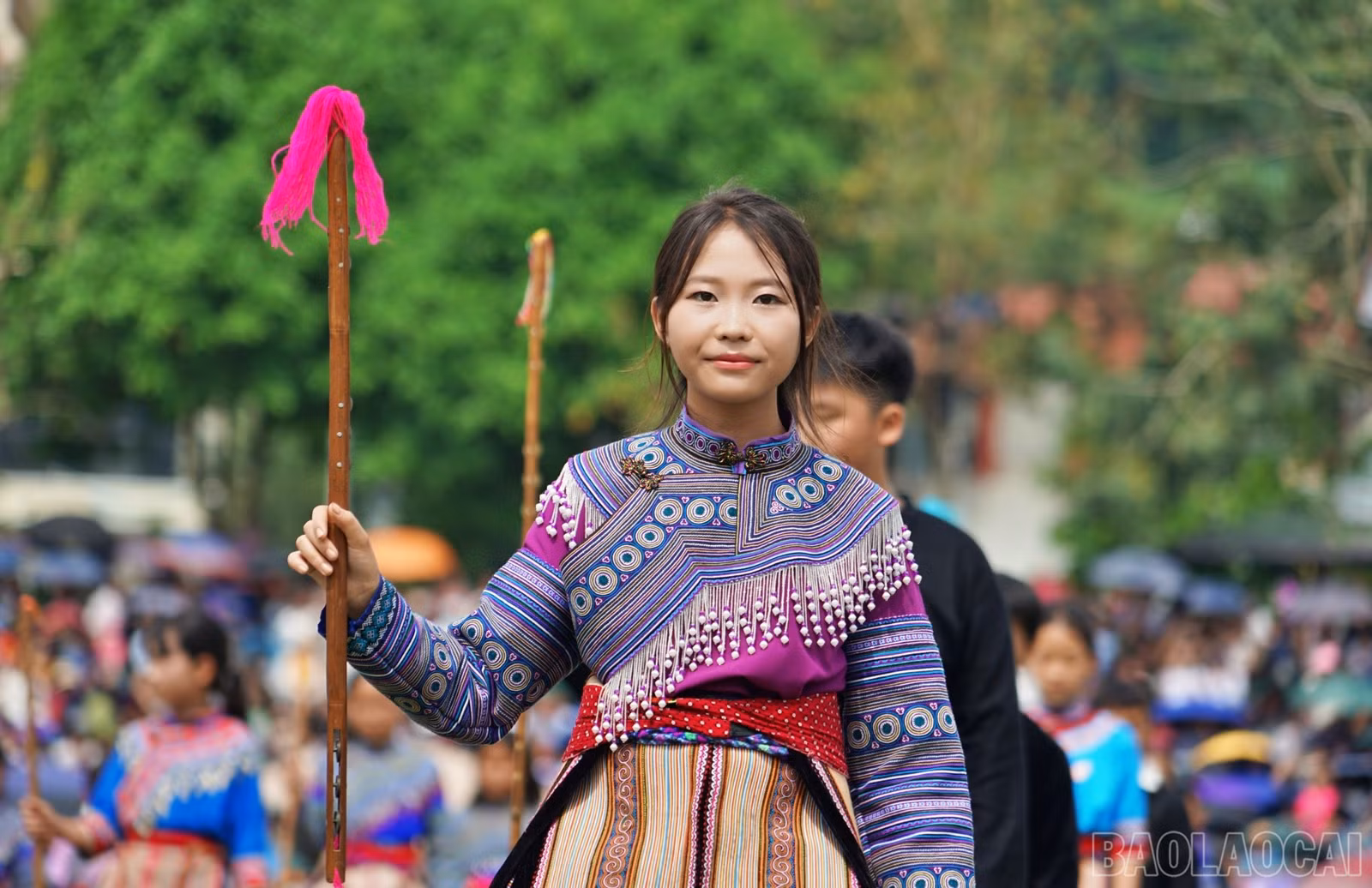 baolaocai-br_thongay-2.jpg