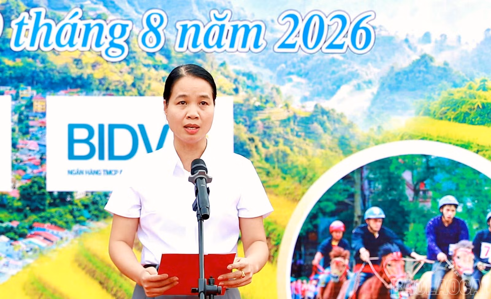 Bà Phạm Thị Non - Trưởng ban tổ chức phát biểu tại buổi lễ.