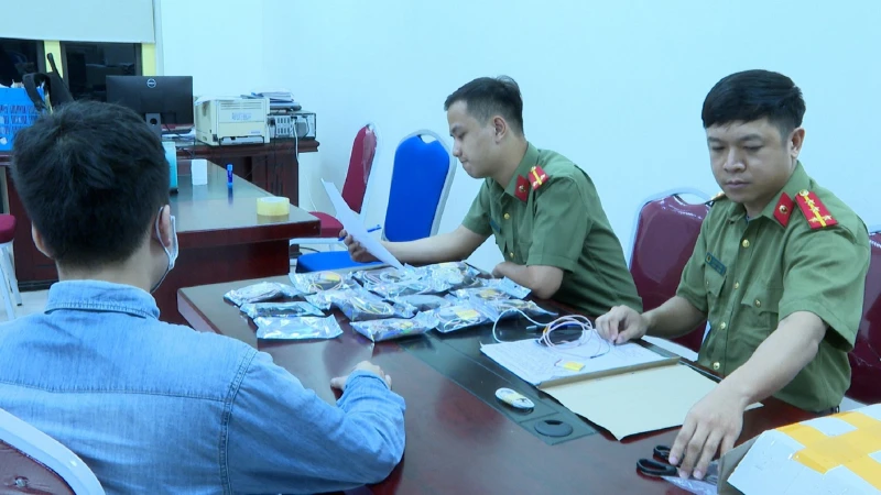 Phát hiện vụ mua bán thiết bị công nghệ cao để gian lận thi cử tại Hải Phòng -0