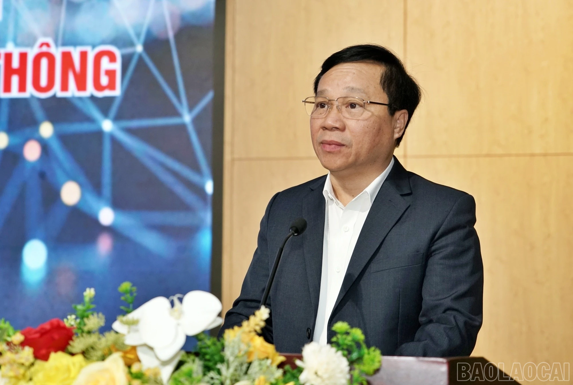 baolaocai-br_khoahoc4.jpg