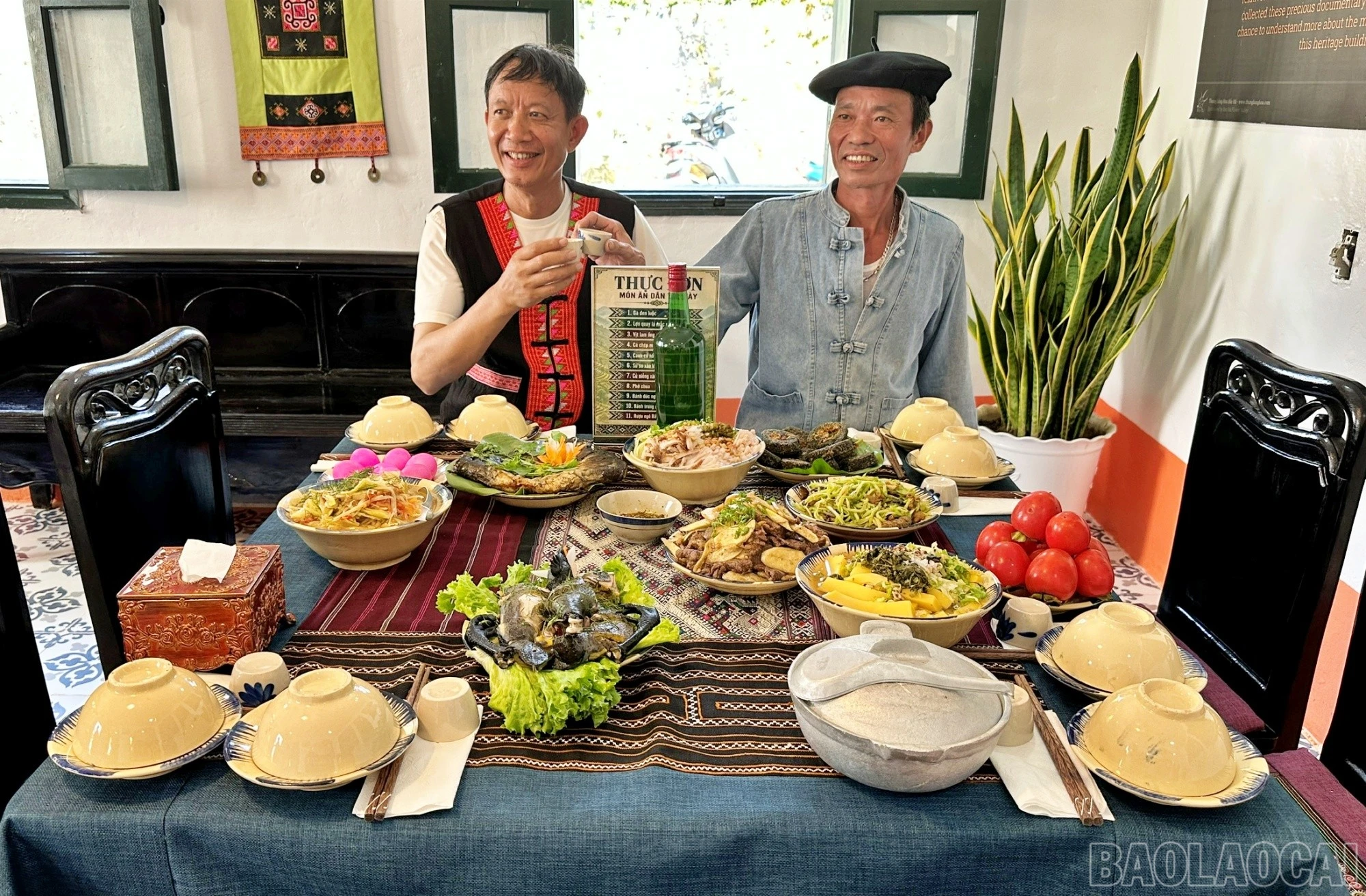 baolaocai-br_du-khach.jpg