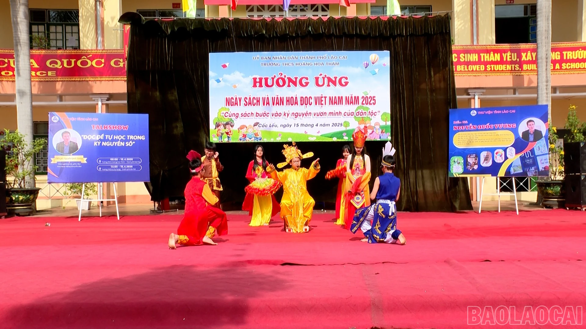 baolaocai-br_san-khau-hoa-tac-pham-van-hoc.jpg
