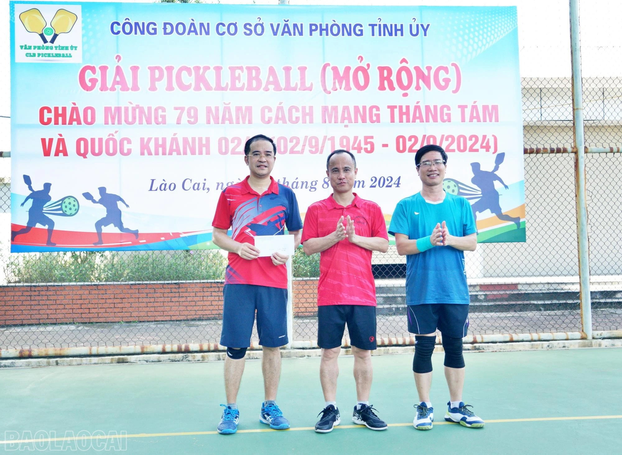 nhat nam.JPG