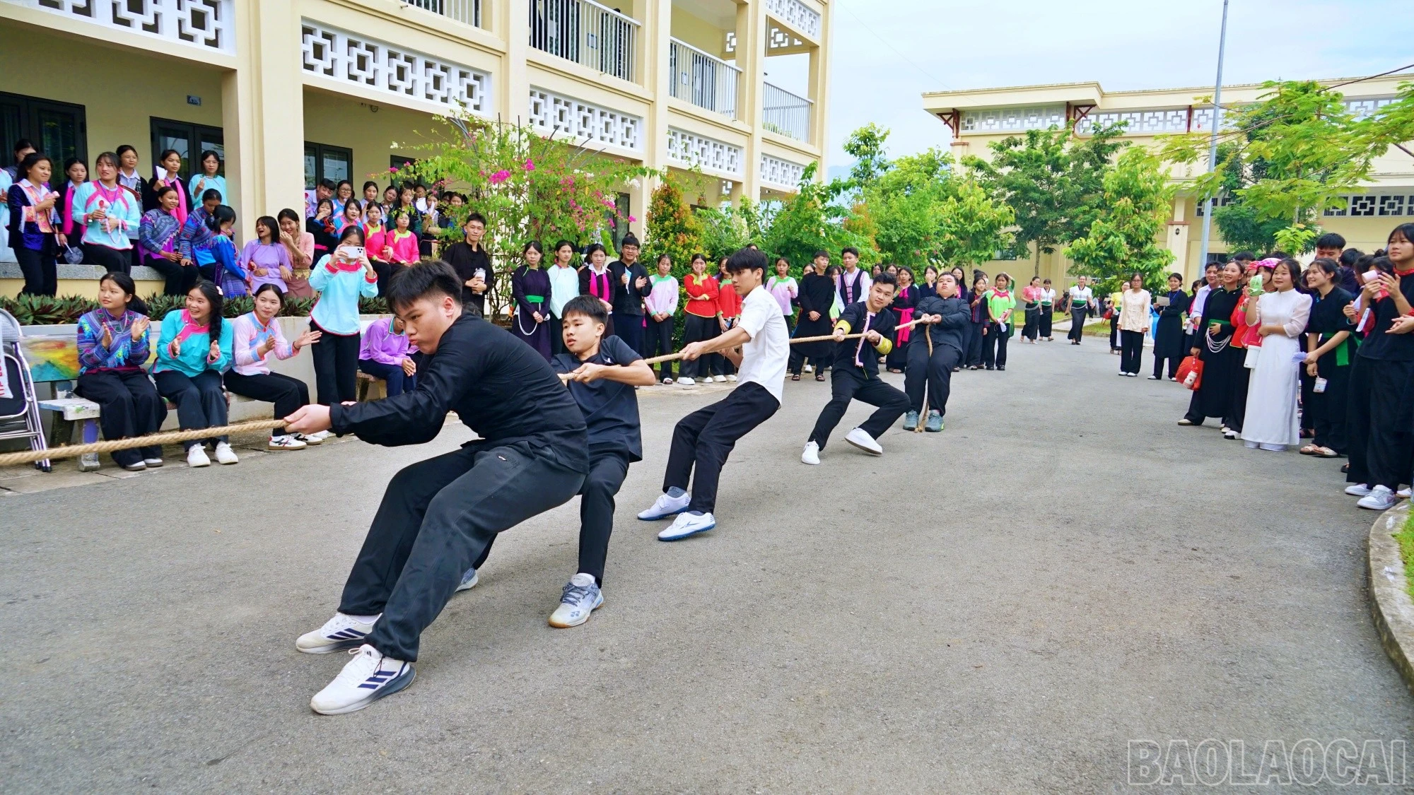 baolaocai-br_noi-tru-lao-cai-6.jpg