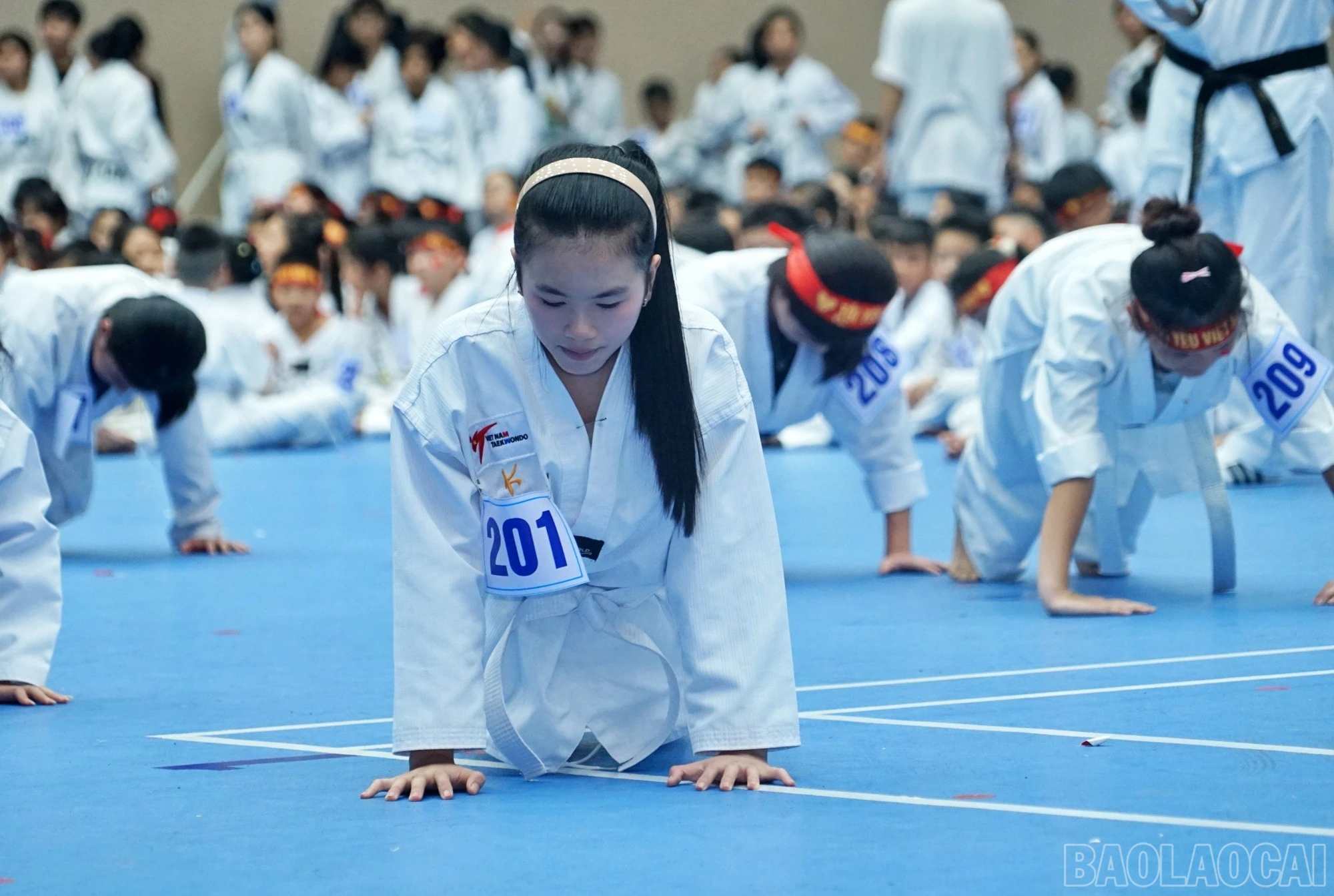 baolaocai-br_thi-the-luc.jpg