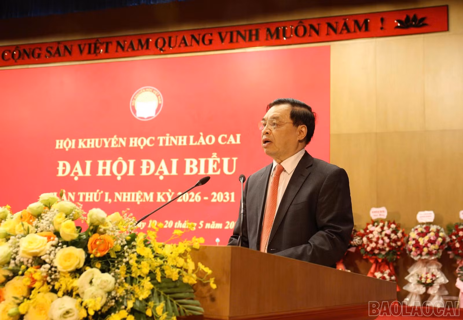 baolaocai-br_ong-hung-lay.jpg