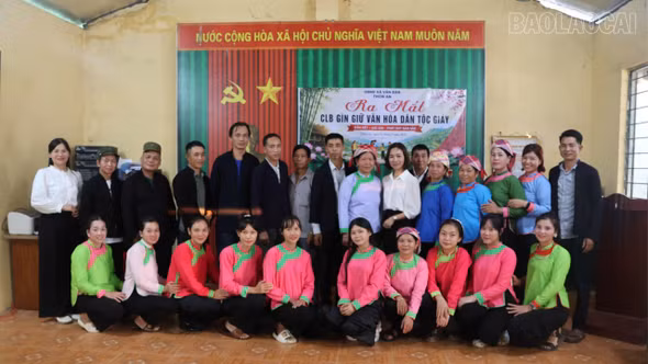 Thôn An ra mắt Câu lạc bộ Gìn giữ và phát huy bản sắc văn hóa dân tộc Giáy