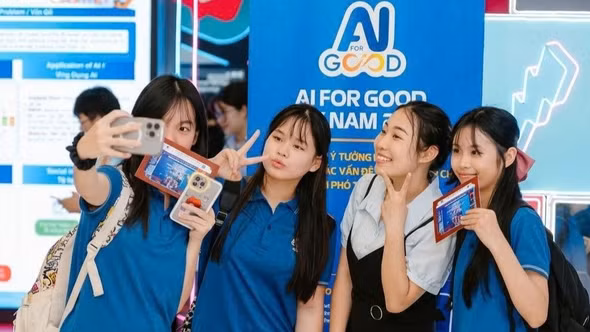 AI giúp trẻ suy nghĩ tốt hơn hay dần suy nghĩ thay trẻ?