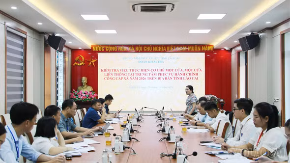 Đoàn kiểm tra Trung tâm Phục vụ hành chính công tỉnh làm việc với phường Nghĩa Lộ