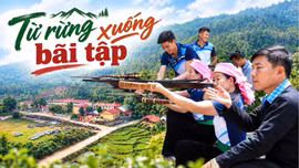 Từ rừng xuống bãi tập