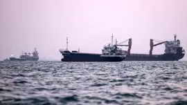 Mỹ - Iran căng thẳng trở lại: Hormuz thành tâm điểm, giá dầu chịu sức ép