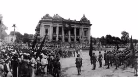Việt Nam Giải phóng quân cùng toàn dân tổng khởi nghĩa giành chính quyền (1945)