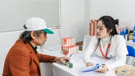 Người dân sẽ 'đi khám chỉ cần mang căn cước, không phải làm xét nghiệm lại'