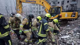 Chiến sự Nga - Ukraine: Không kích gia tăng, Biển Đen tiếp tục căng thẳng