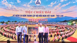 Phó Bí thư Thường trực Tỉnh ủy Hoàng Giang dự chương trình giao lưu văn hóa Việt Nam - Thái Lan