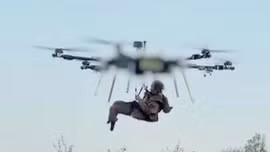 Ukraine lần đầu tiên trên thế giới sơ tán thương binh bằng UAV
