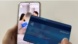 Thẻ tín dụng bị trừ gần 100 triệu sau khi đặt hàng qua fanpage giả mạo