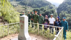 Vững vàng một dải biên cương