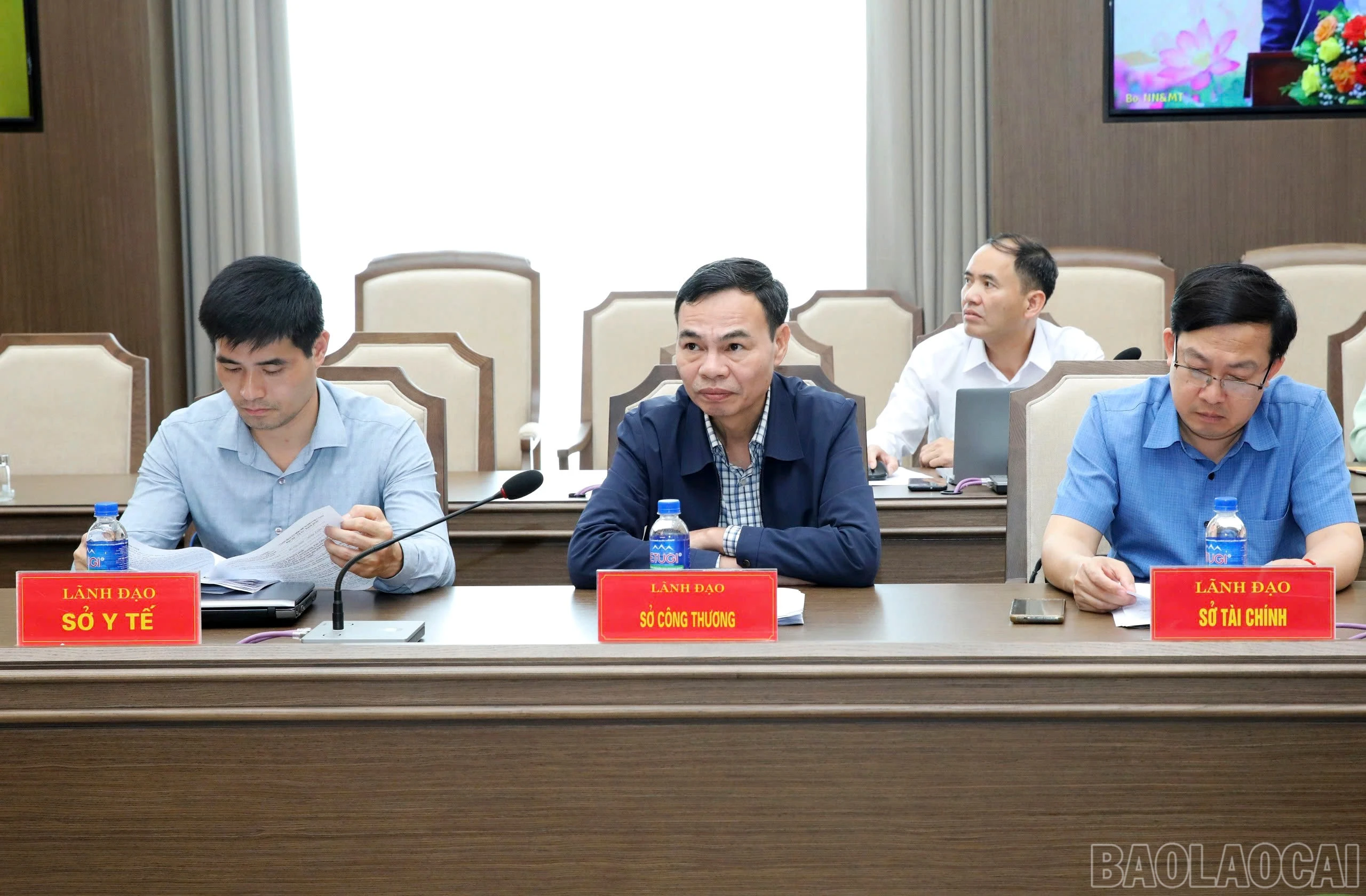 baolaocai-br_z7626282673370-934b6e0d147e3b989792231da1b80c63.jpg