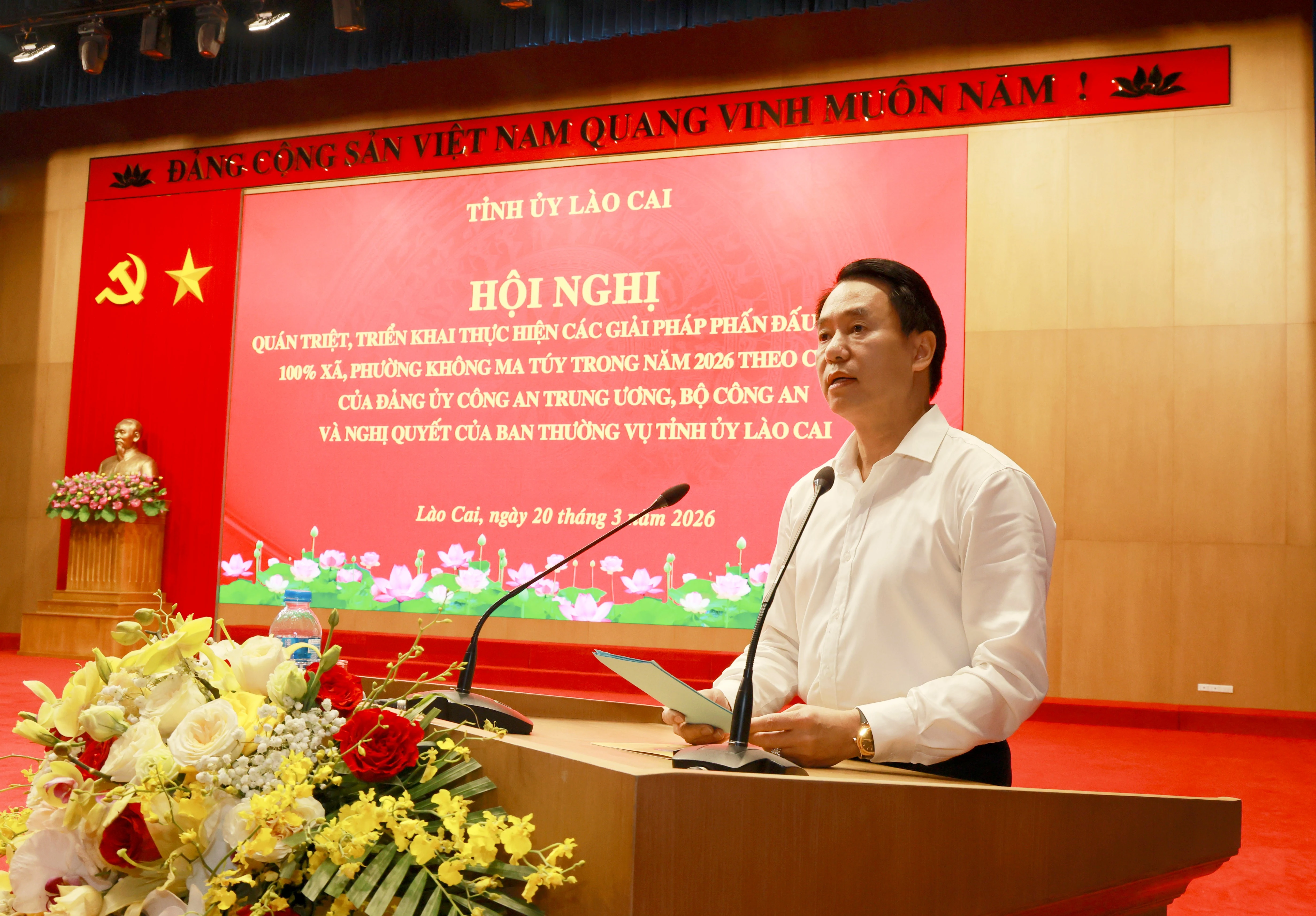 060a8675.jpg