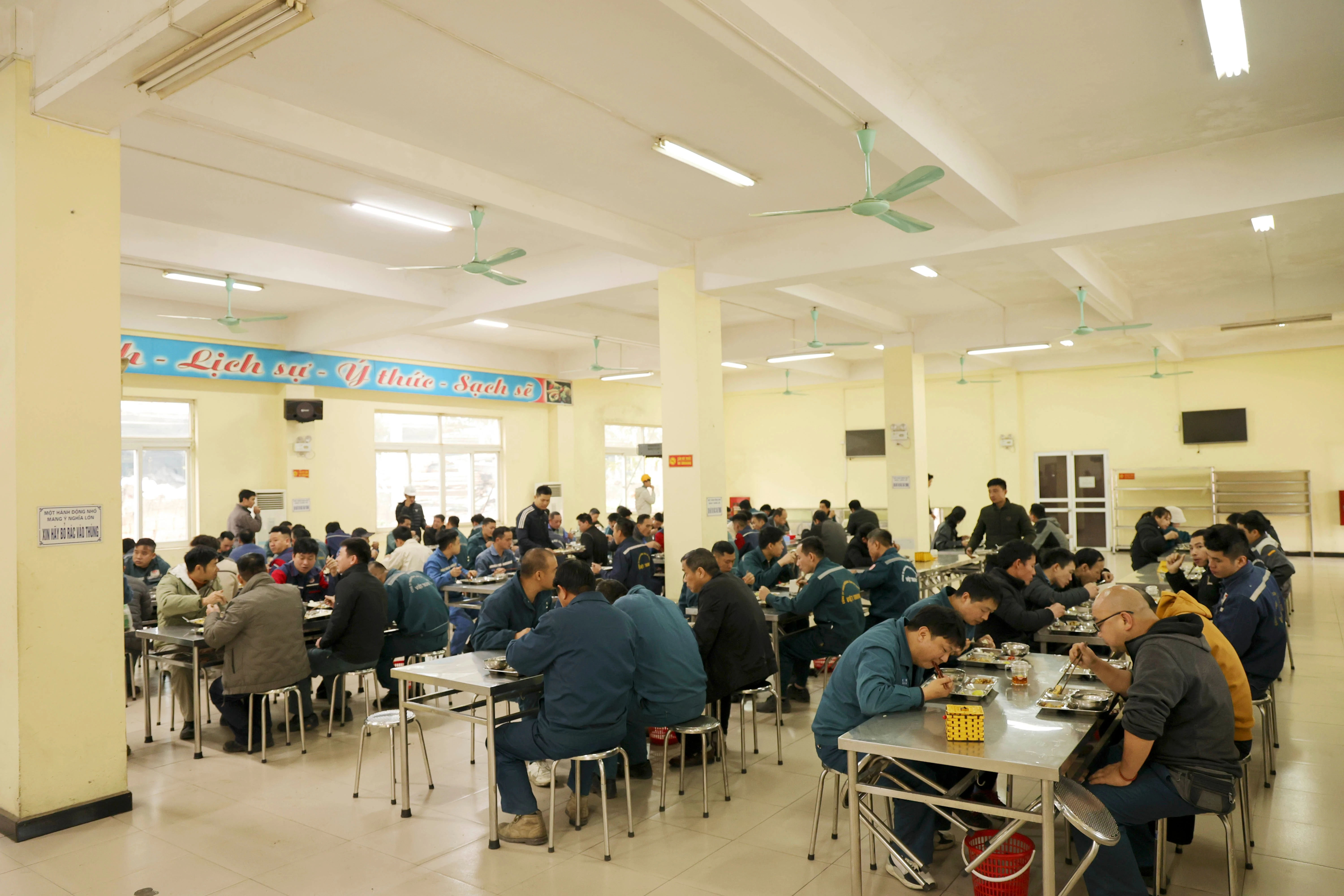 060a9480.jpg