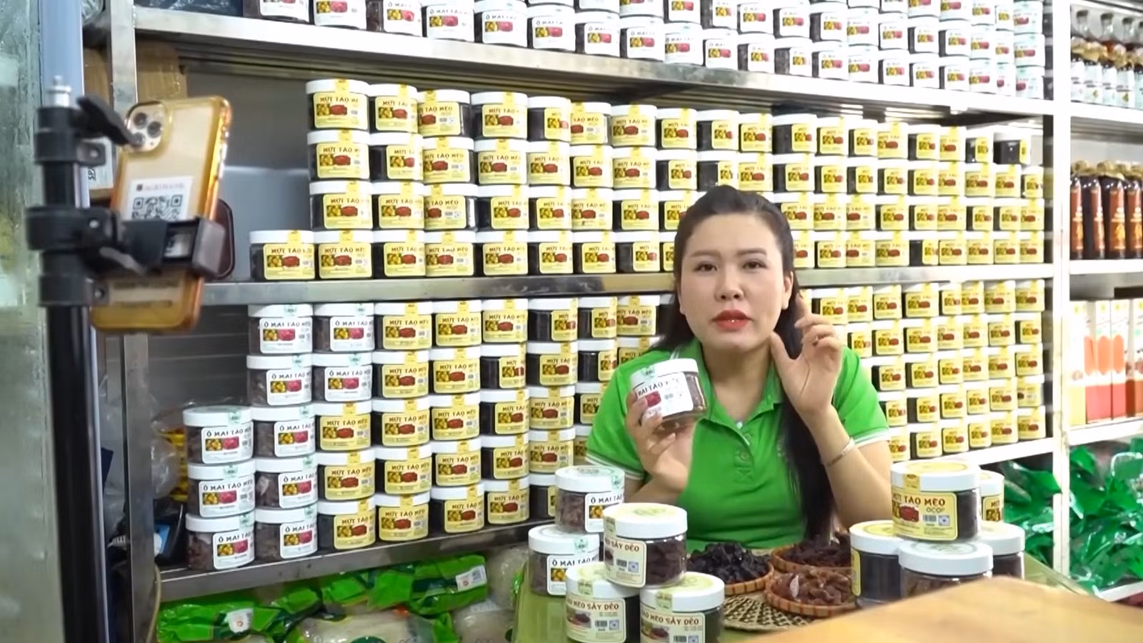 thuong-mai-2.jpg
