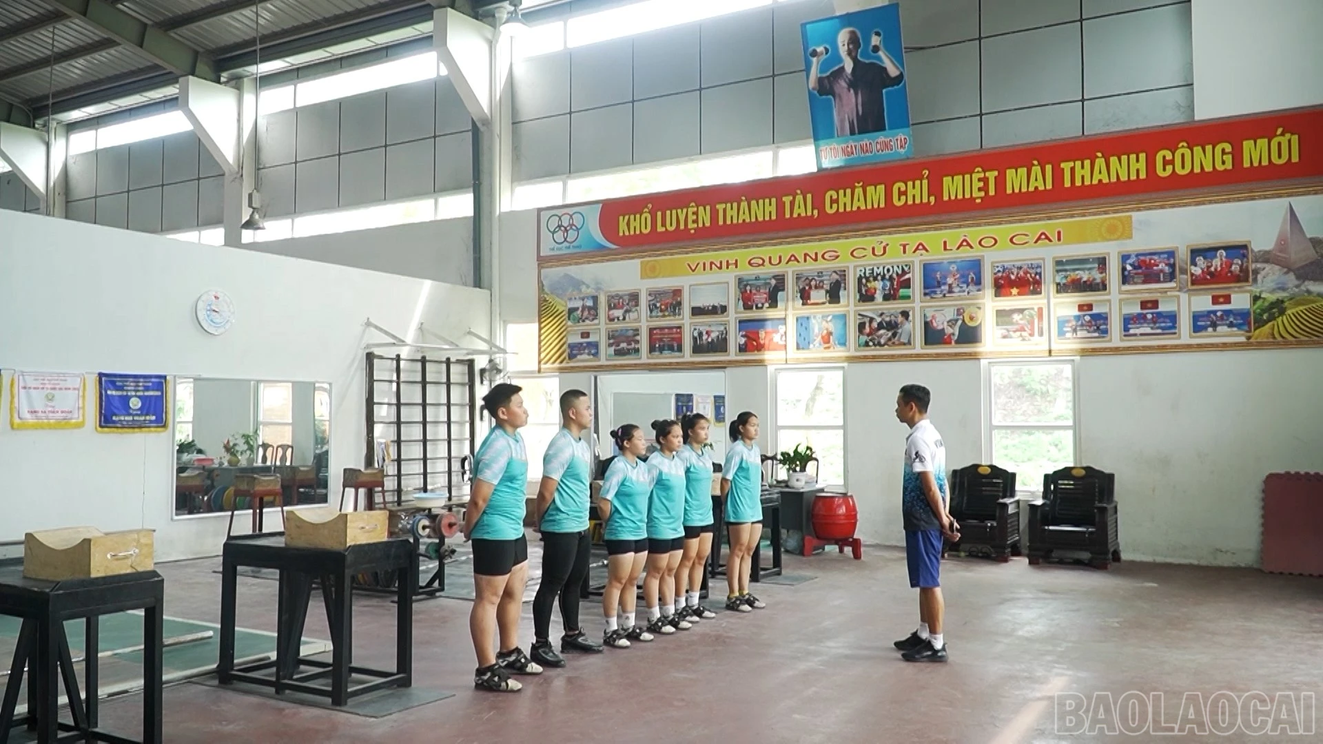 baolaocai-br_chuyen-de-van-hoa-the-thao-copy00-25-02-19still092.jpg