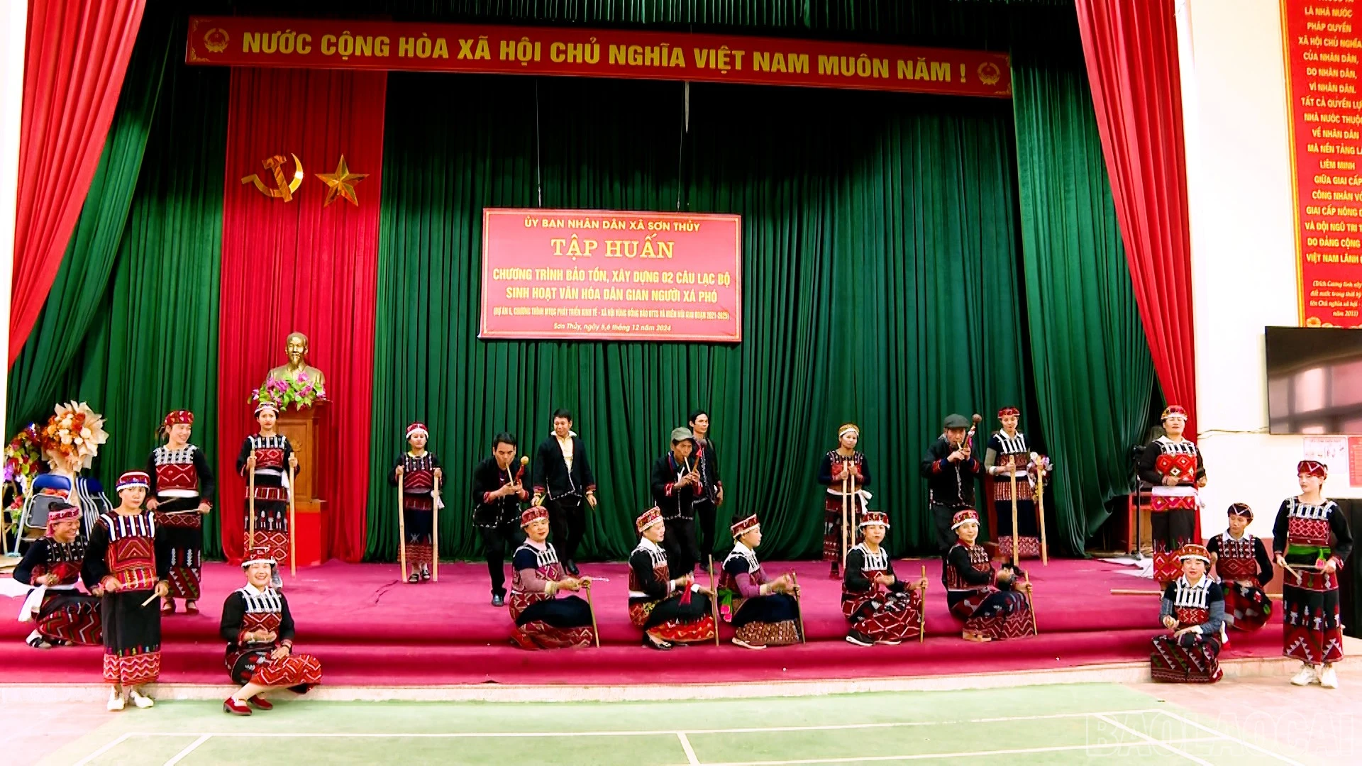 baolaocai-br_chuyen-de-van-hoa-the-thao-copy00-18-28-19still373.jpg