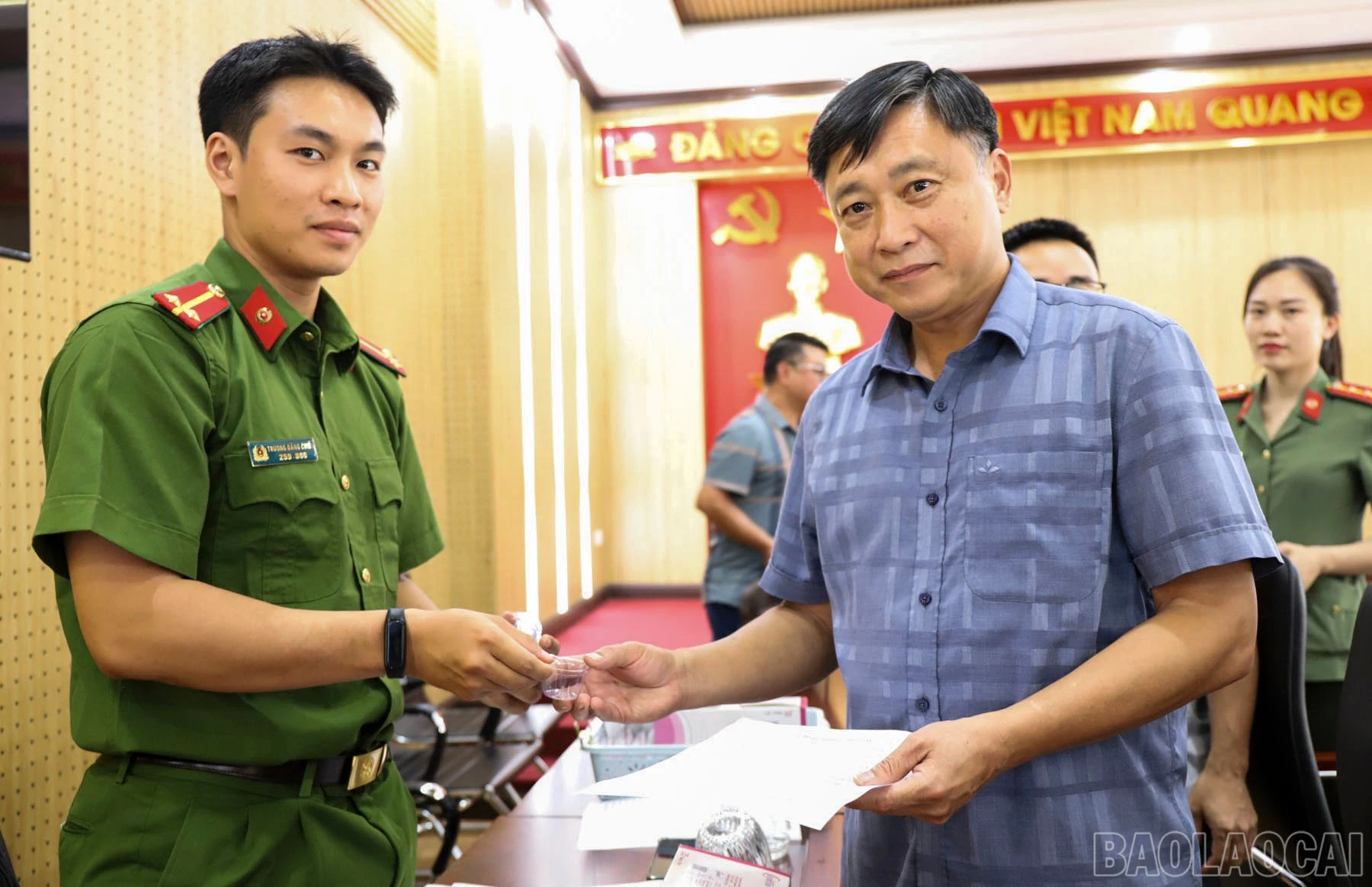 baolaocai-br_lanhdaoxa-2.jpg