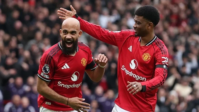 MU thắng trận thứ tư liên tiếp dưới thời Carrick.