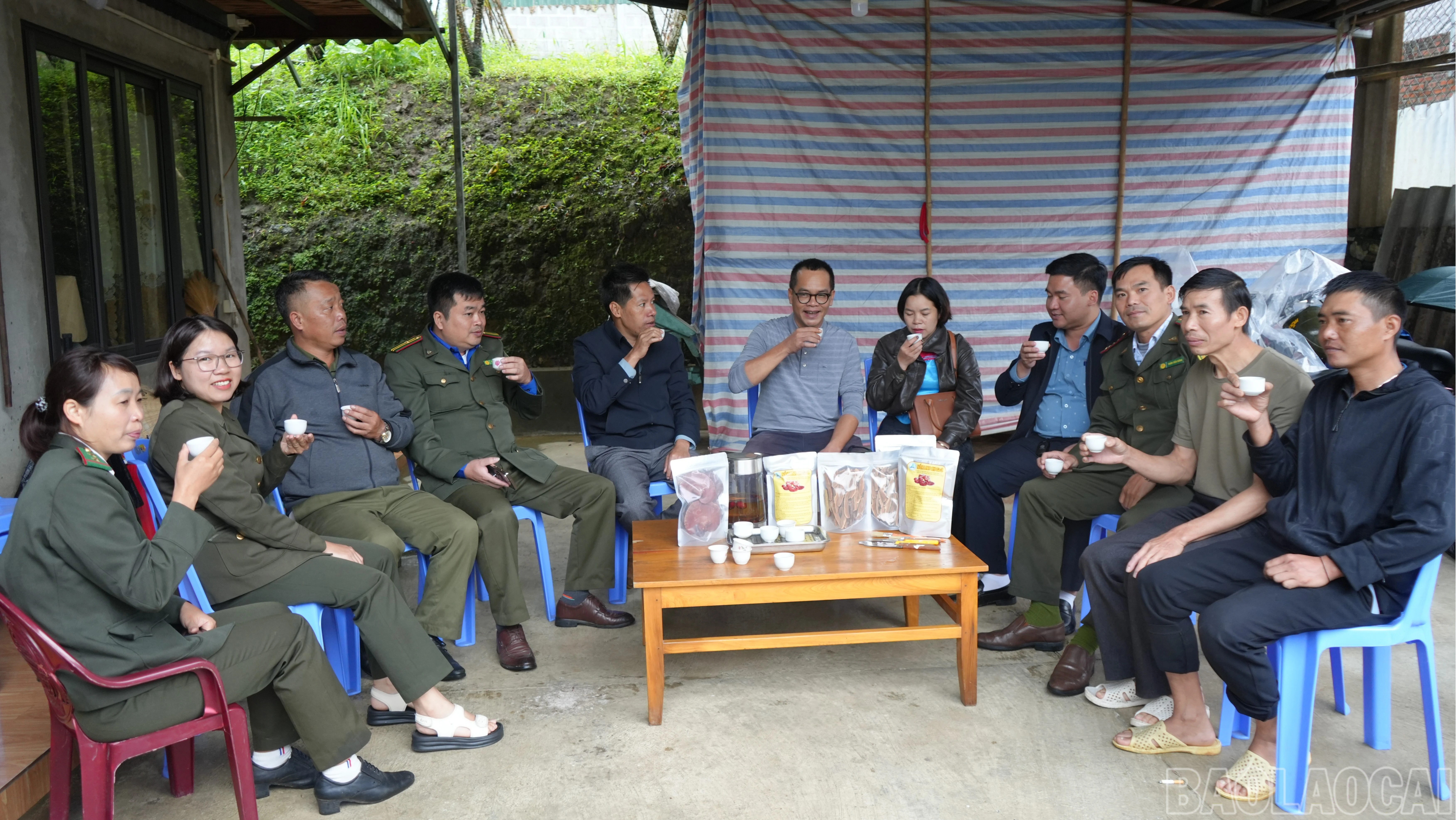 baolaocai-br_uongnuoc-8993.jpg