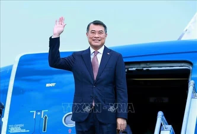 Thủ tướng Lê Minh Hưng rời Thủ đô Hà Nội sang thăm chính thức CHDCND Lào và Vương quốc Campuchia. Ảnh: Dương Giang/TTXVN