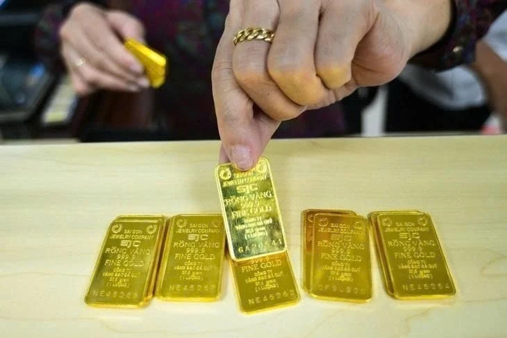 Giá vàng hôm nay (chiều 16-7): Giá vàng trong nước và thế giới cùng giảm. Ảnh minh họa: vietnamnet.vn