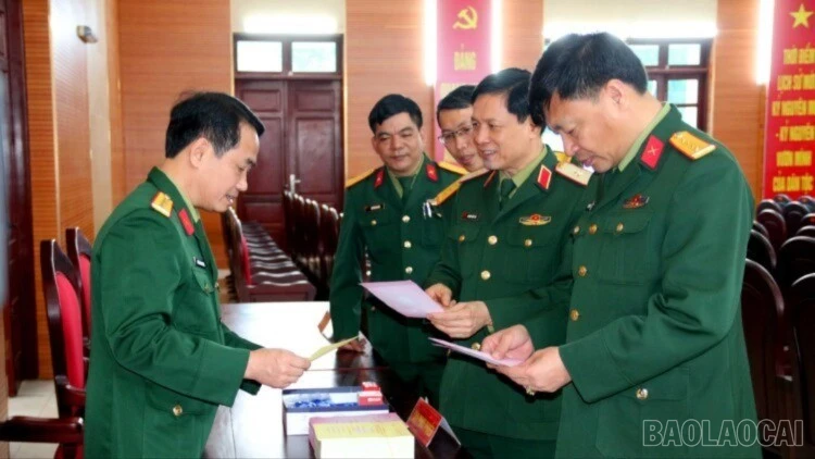 baolaocai-br-kiem-tra-bau-cu.jpg