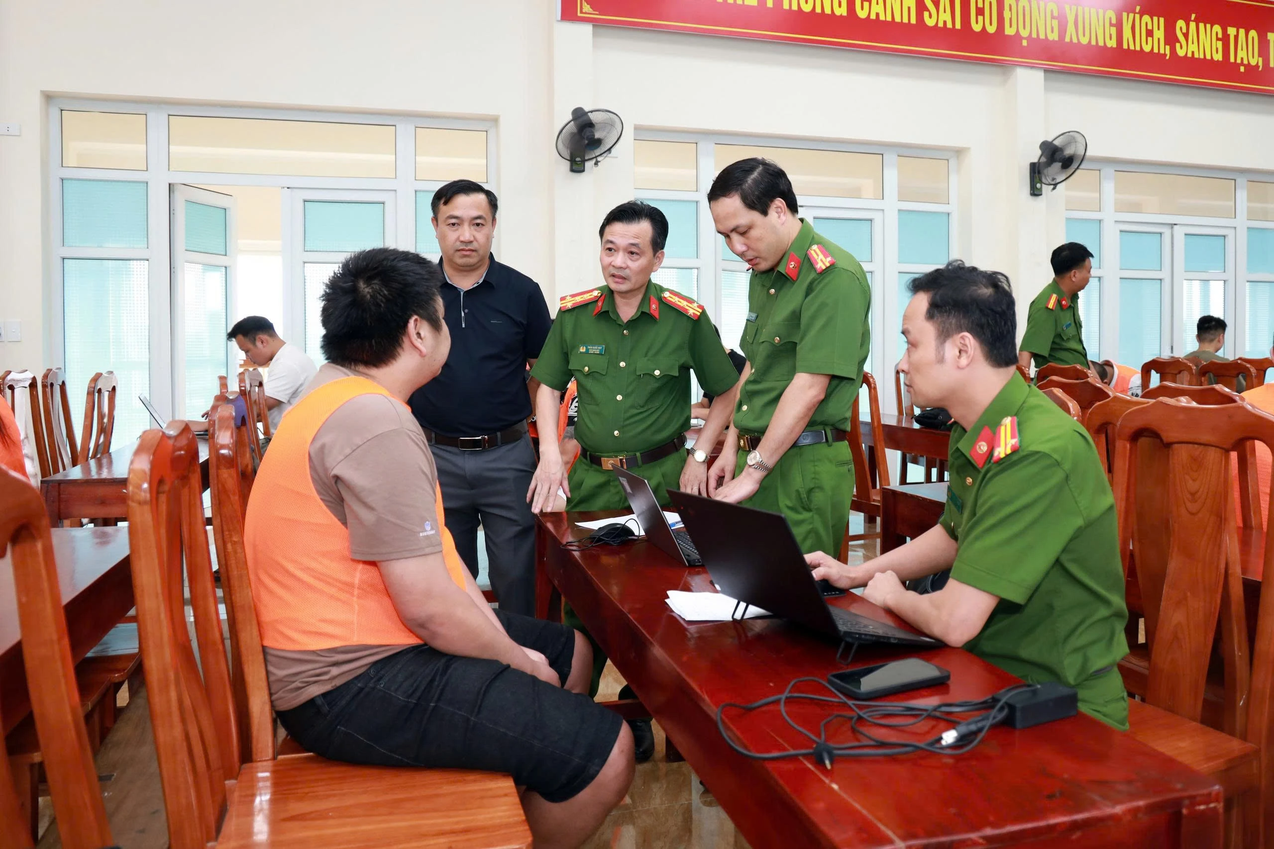 anh4.jpg