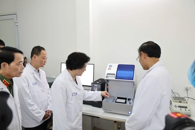 Phó Thủ tướng yêu cầu tiếp tục đánh giá thực tế hiệu quả của công nghệ mới - Ảnh: chinhphu.vn/Thu Giang