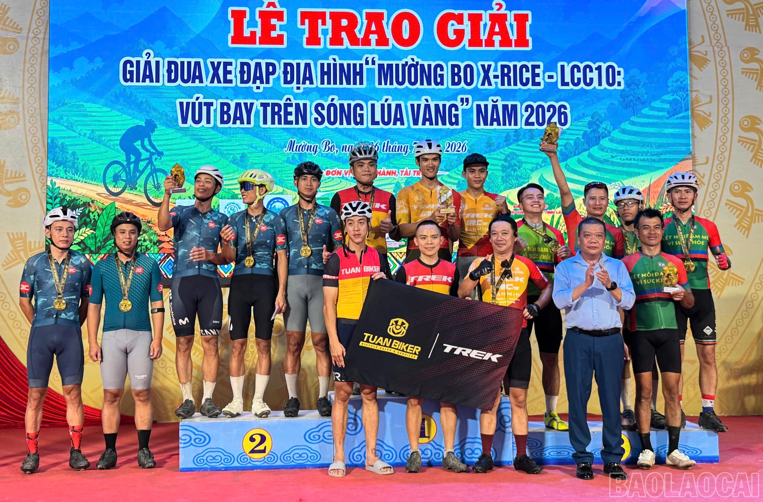 baolaocai-br_traogiai6.jpg