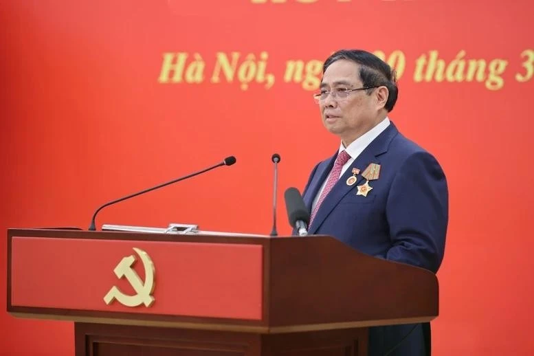 Thủ tướng Phạm Minh Chính nêu rõ, những phần thưởng cao quý mà Đảng, Nhà nước trao tặng mang ý nghĩa thiêng liêng và sâu sắc, là niềm vinh dự, tự hào lớn lao, là sự ghi nhận của Đảng, Nhà nước đối với các đồng chí trong suốt chặng đường phấn đấu và trưởng thành.