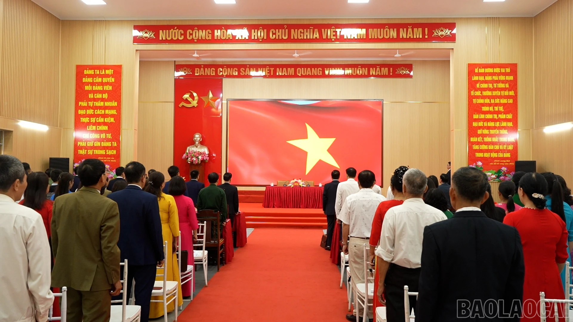 baolaocai-br_quangcanhgp.jpg