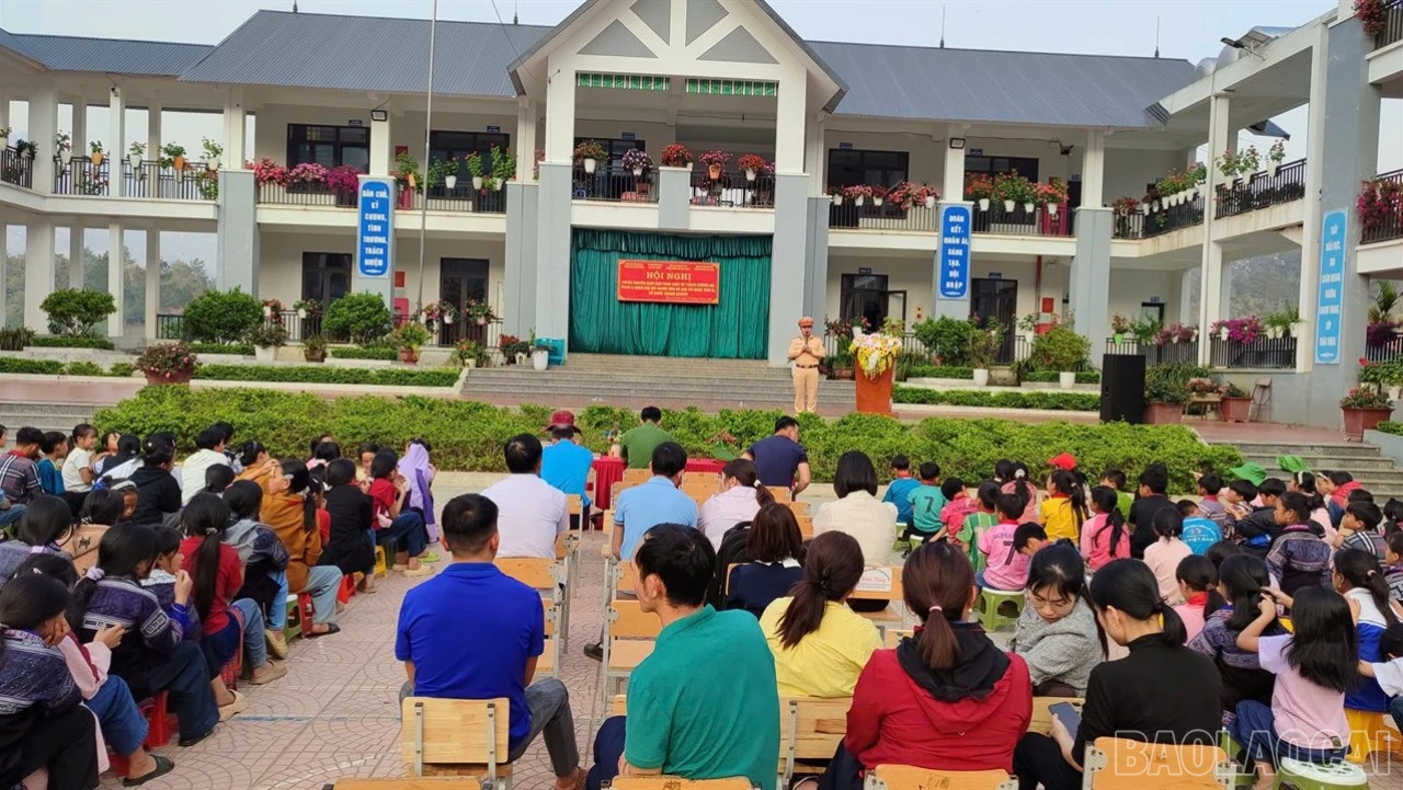 baolaocai-br_pungluong-1440.png