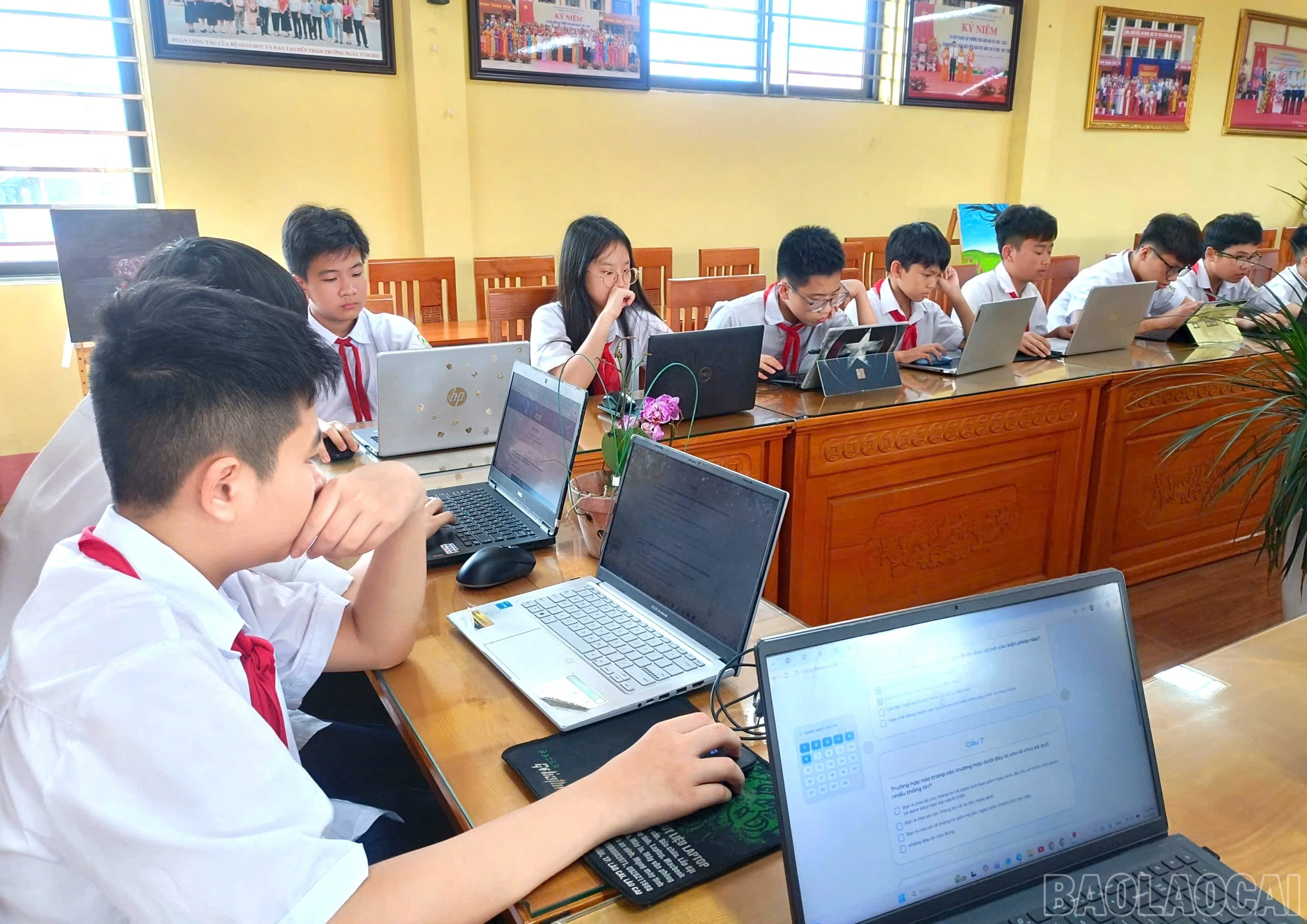baolaocai-br_hocsinh3.jpg
