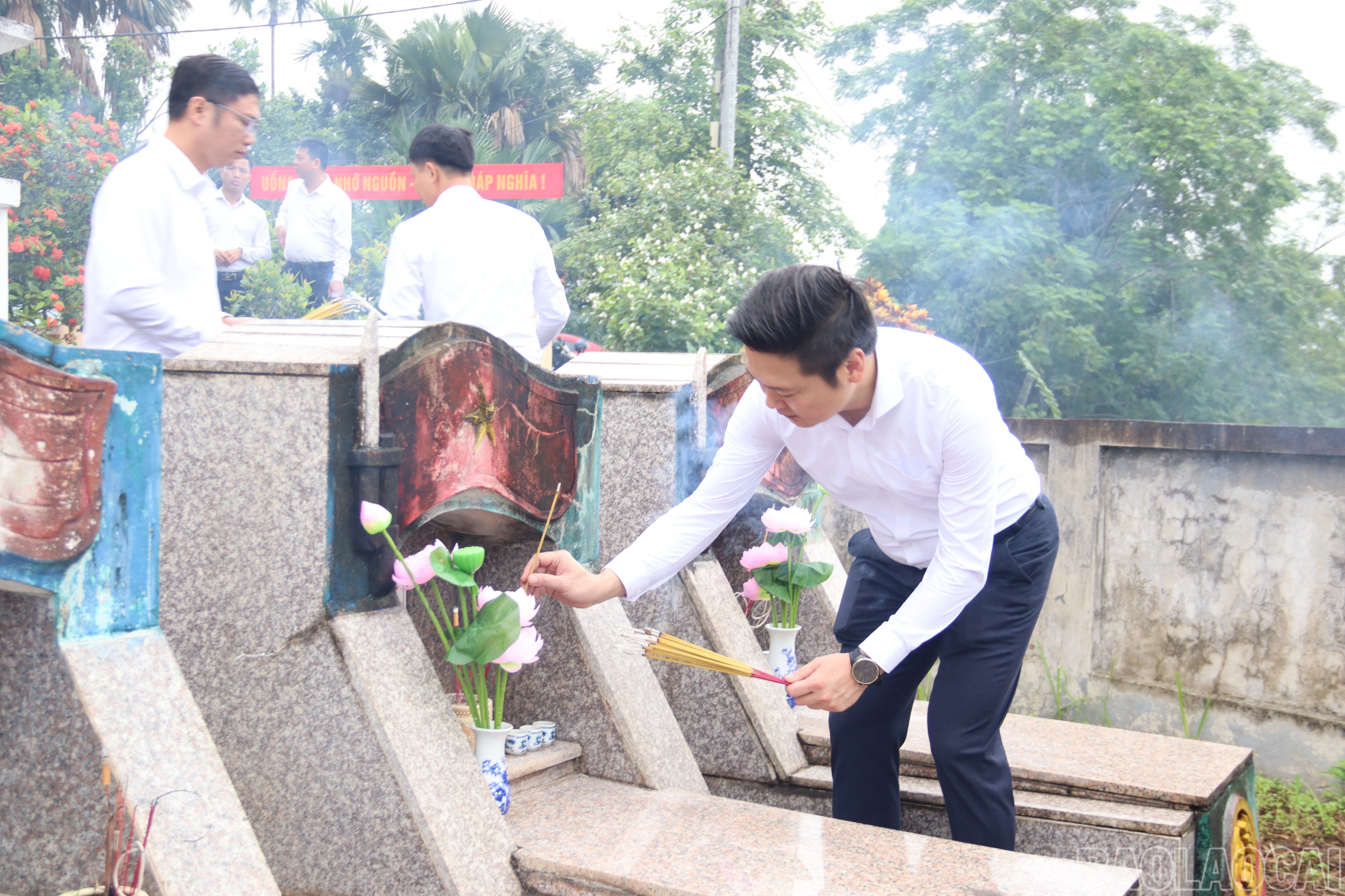 baolaocai-br_danghuong-3.jpg