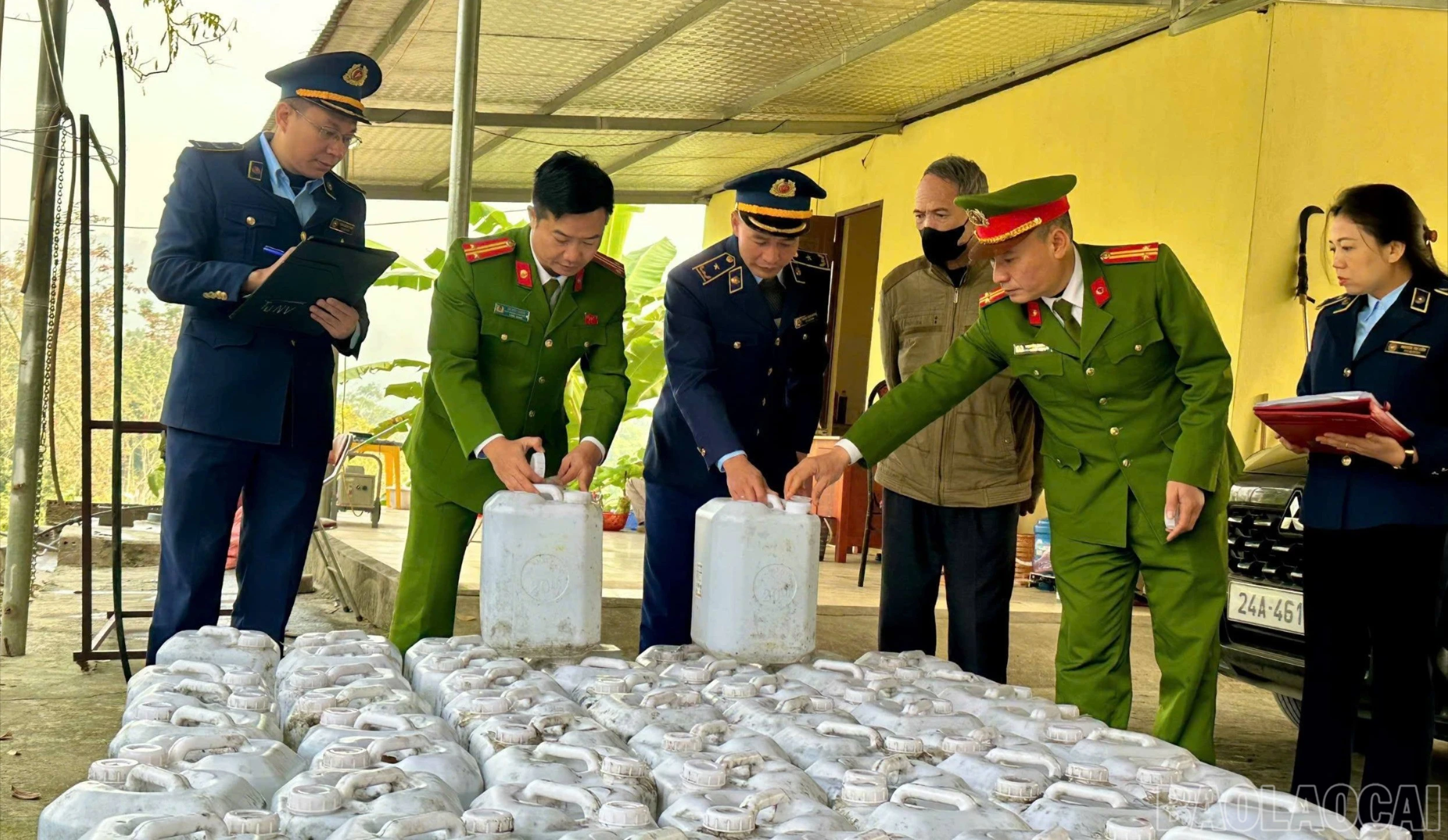 baolaocai-br_ruou-2170.jpg