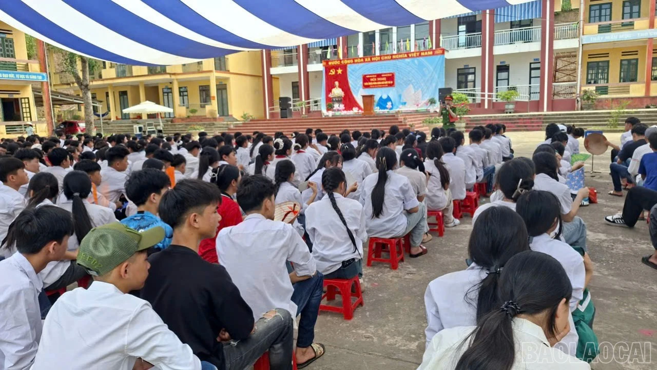 baolaocai-br_quangcanhtuyentruyen-6032.jpg