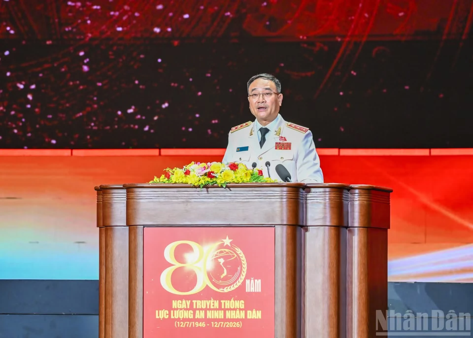 Thượng tướng Phạm Thế Tùng, Thứ trưởng Công an trình bày diễn văn tại lễ kỷ niệm.