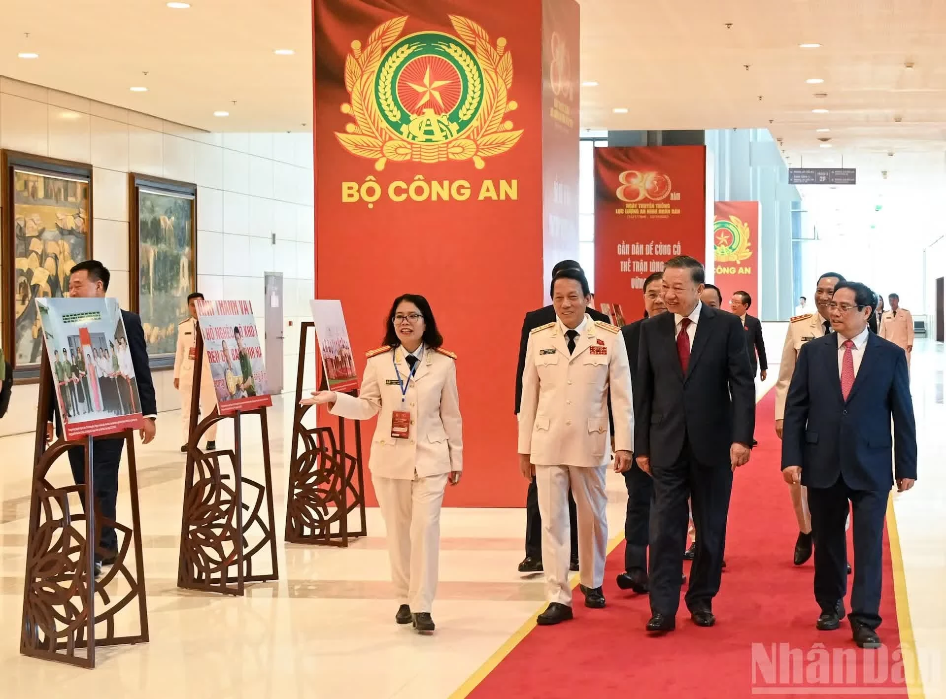 Tổng Bí thư, Chủ tịch nước Tô Lâm, nguyên Thủ tướng Phạm Minh Chính tới dự Lễ kỷ niệm 80 năm Ngày truyền thống lực lượng An ninh nhân dân (12/7/1946-12/7/2026) và đón nhận Huân chương Sao Vàng.