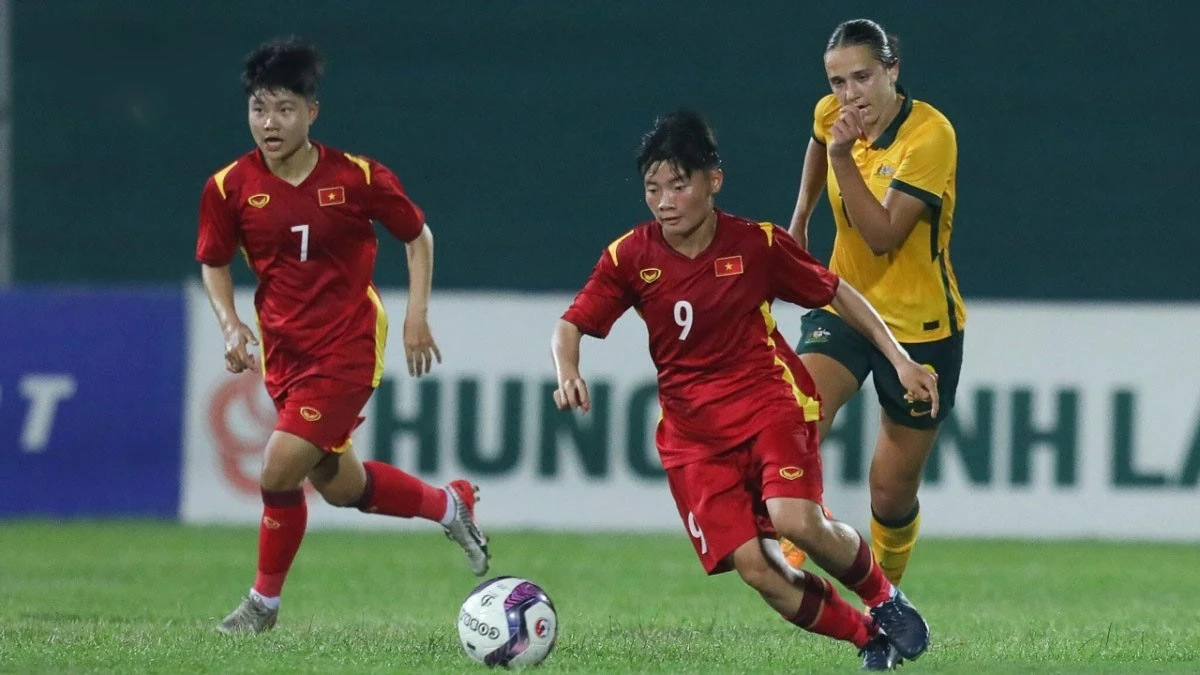 ngoc-minh-chuyen.jpg