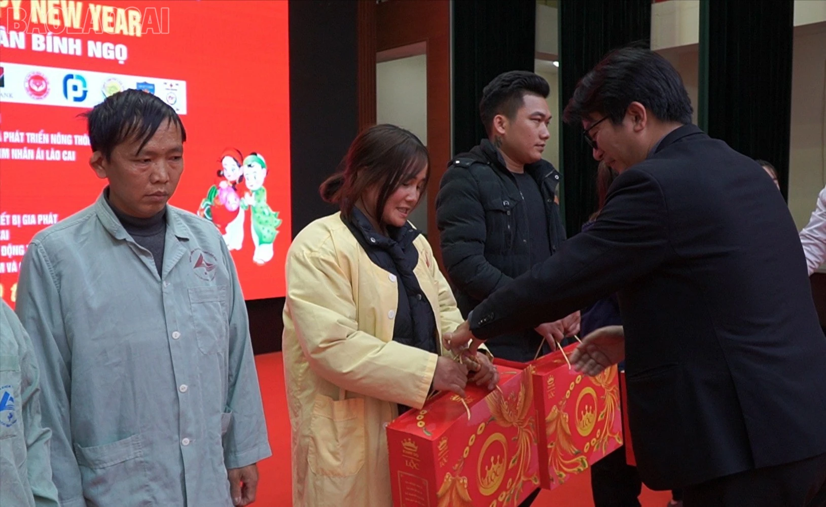 baolaocai-tl_c639800-00-39-37still011-2452.jpg