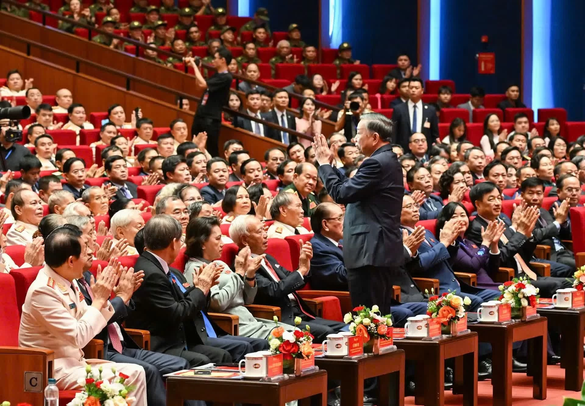 Tổng Bí thư, Chủ tịch nước Tô Lâm dự Lễ kỷ niệm 80 năm Ngày truyền thống lực lượng An ninh nhân dân (12/7/1946-12/7/2026) và đón nhận Huân chương Sao Vàng.